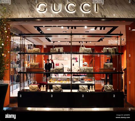 Gucci Bologna Galleria 